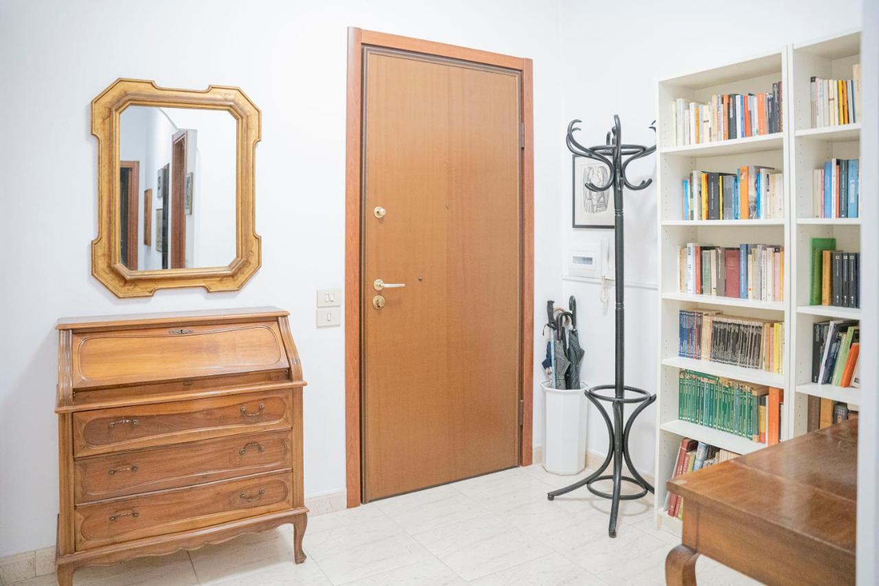 076 - Casa La Libreria, Centro Citta Di Chiavari, 500 Metri Da Mare E Spiagge - 2 Camere Da Letto Exterior foto
